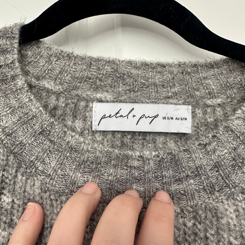 Petal & Pup (M) Captivate Tie Hem Sweater Grey Knit Cropped Pullover - Picture 4 of 6